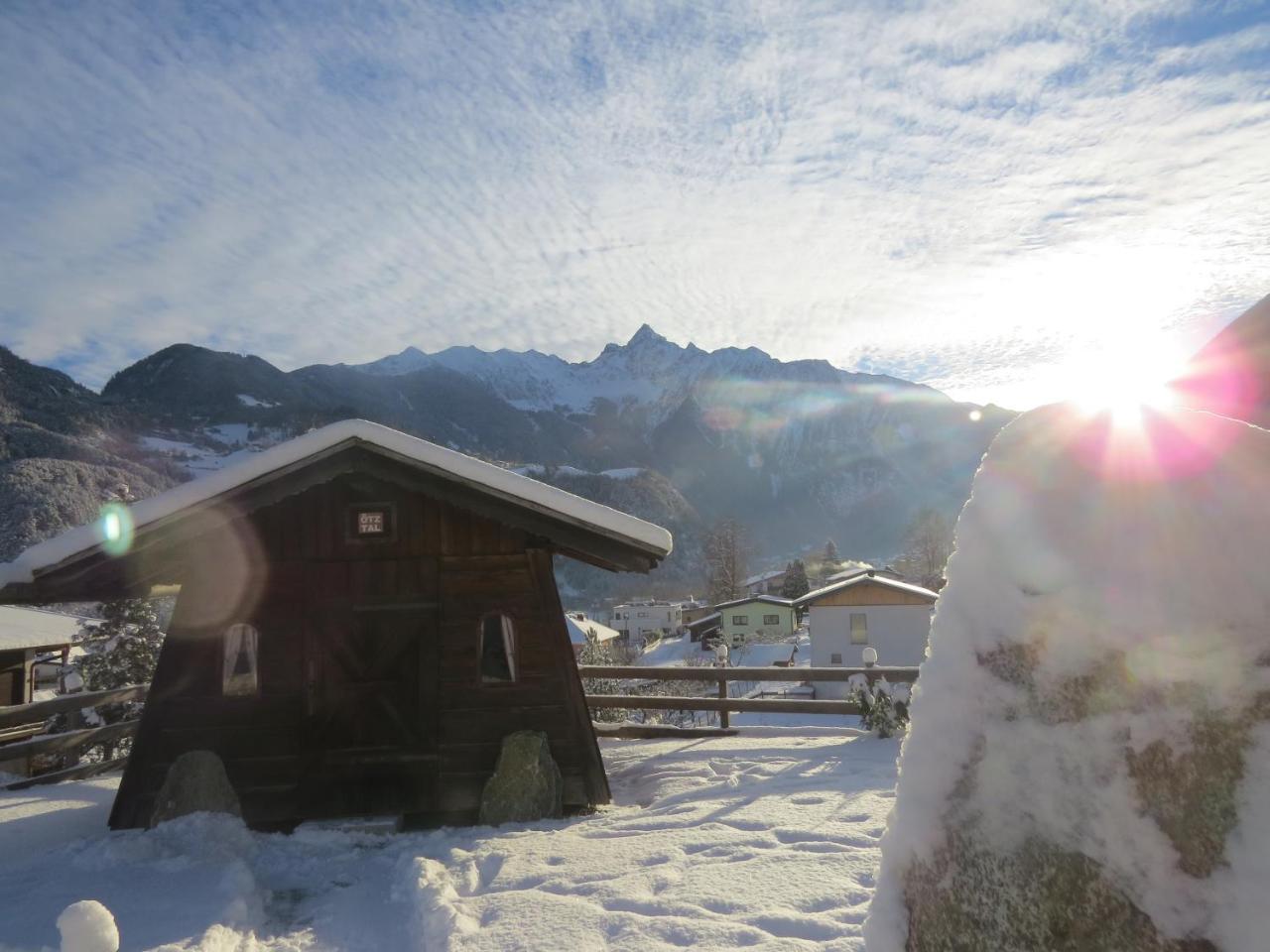 Ferienhaus Oetztal-Lodge Sautens Exteriör bild